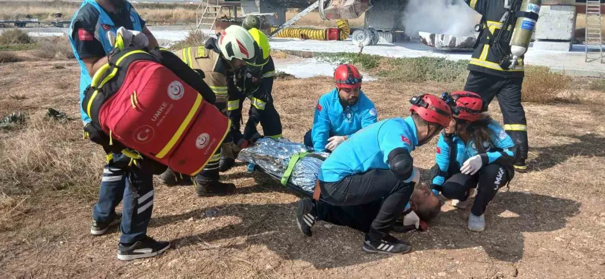 Şanlıurfa GAP Havalimanı'nda yangın ve kurtarma tatbikatı 4