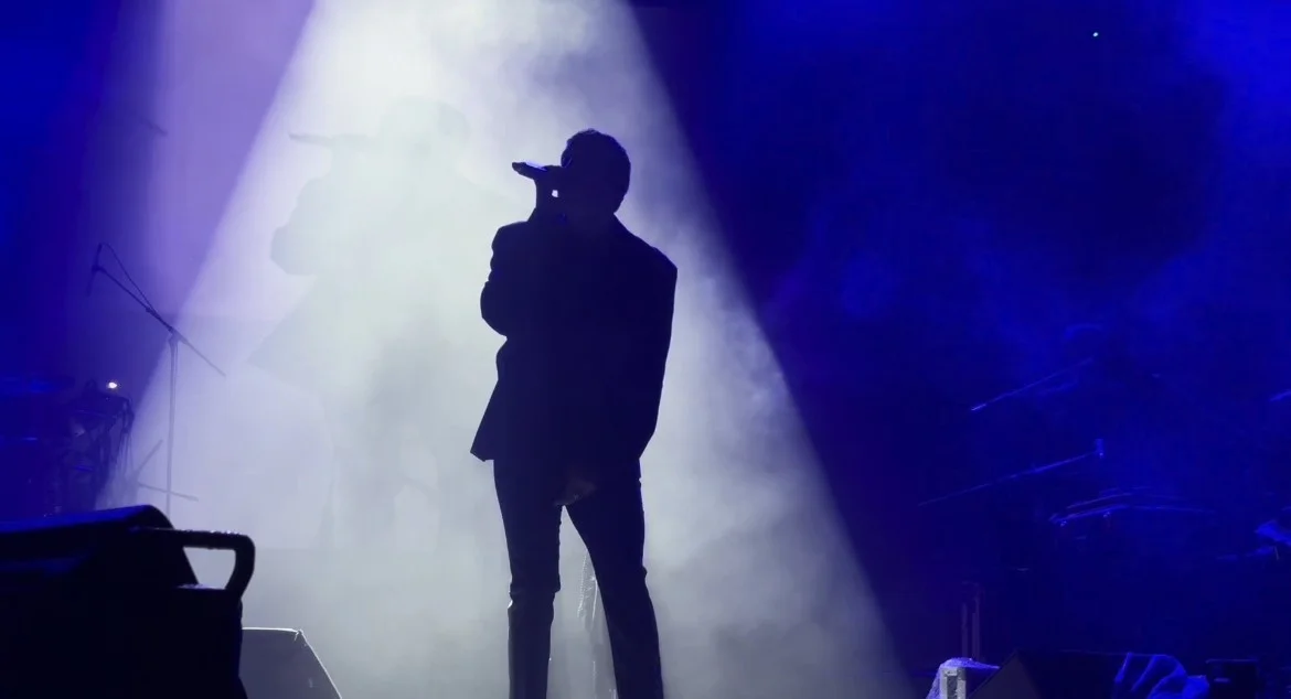 Bursa'da Can Bonomo konserinde yağmura rağmen Cumhuriyet coşkusu 5