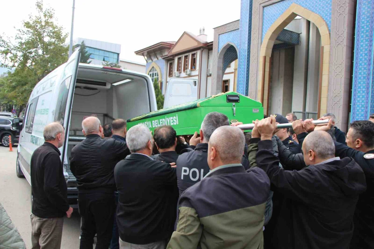 İşe giderken bisikletiyle kaza yapan adliye çalışanı hayatını kaybetti 3