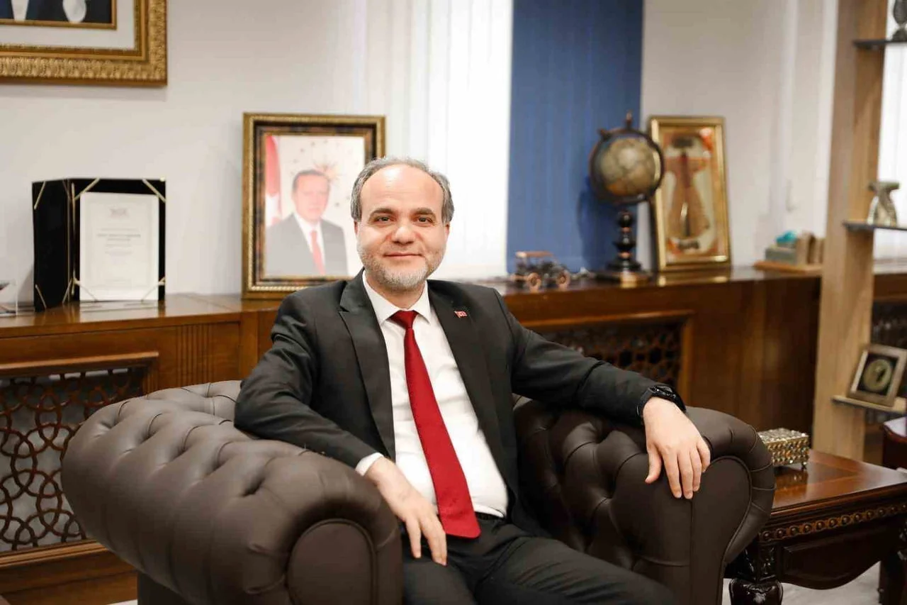 REKTÖR HASAN USLU, “DÜNYANIN EN ETKİLİ BİLİM İNSANLARI LİSTESİ”ARASINDA 8. KEZ YER ALDI
