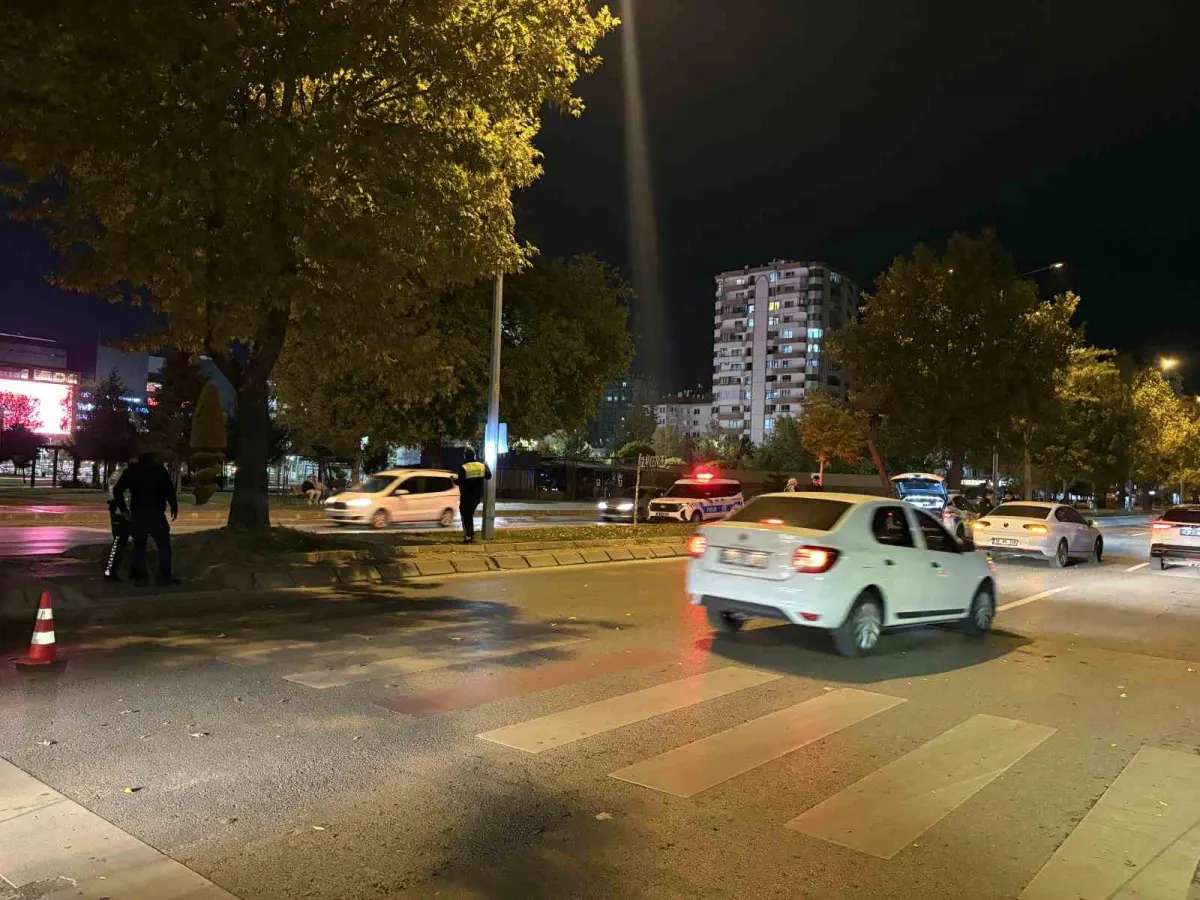 Kayseri'de otomobilin çarptığı üniversite öğrencisi ağır yaralandı 3