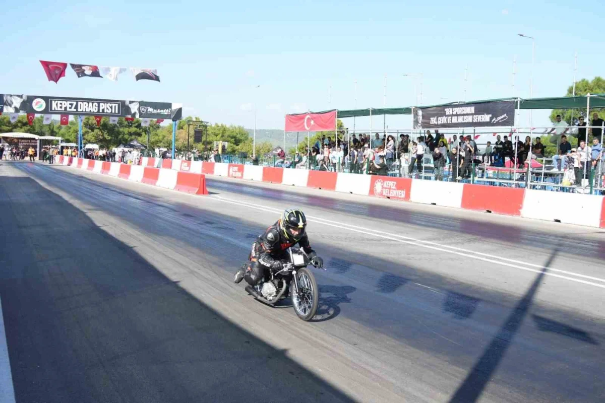 Türkiye MotoDrag Şampiyonası'nın 4. ayağında final heyecanı Kepez'de yaşanıyor 4