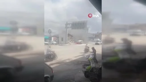 Seyir halindeyken alevlere teslim FİAT dakikalar içinde yanarak kullanılmaz hale geldi