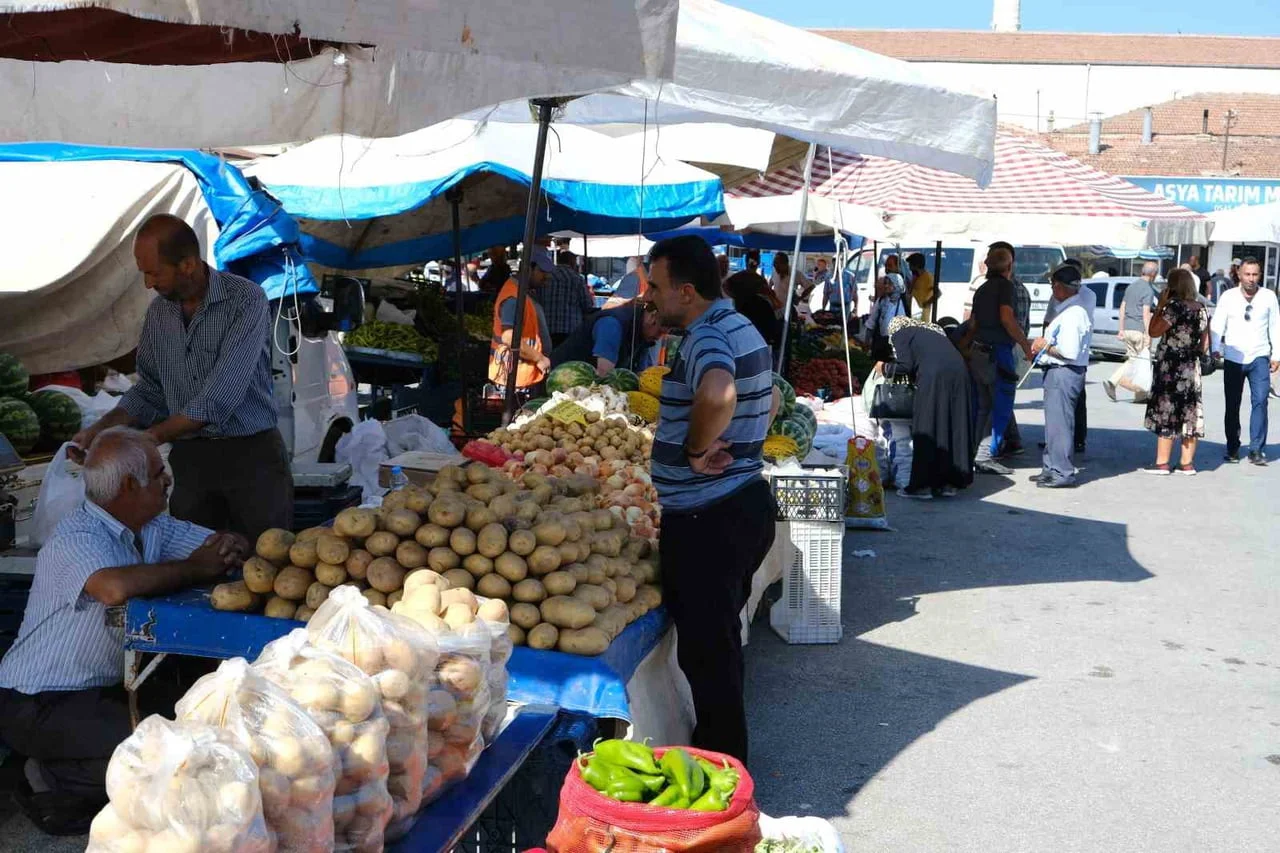 ENFLASYON EYLÜLDE AYLIK YÜZDE 1,84 ARTTI