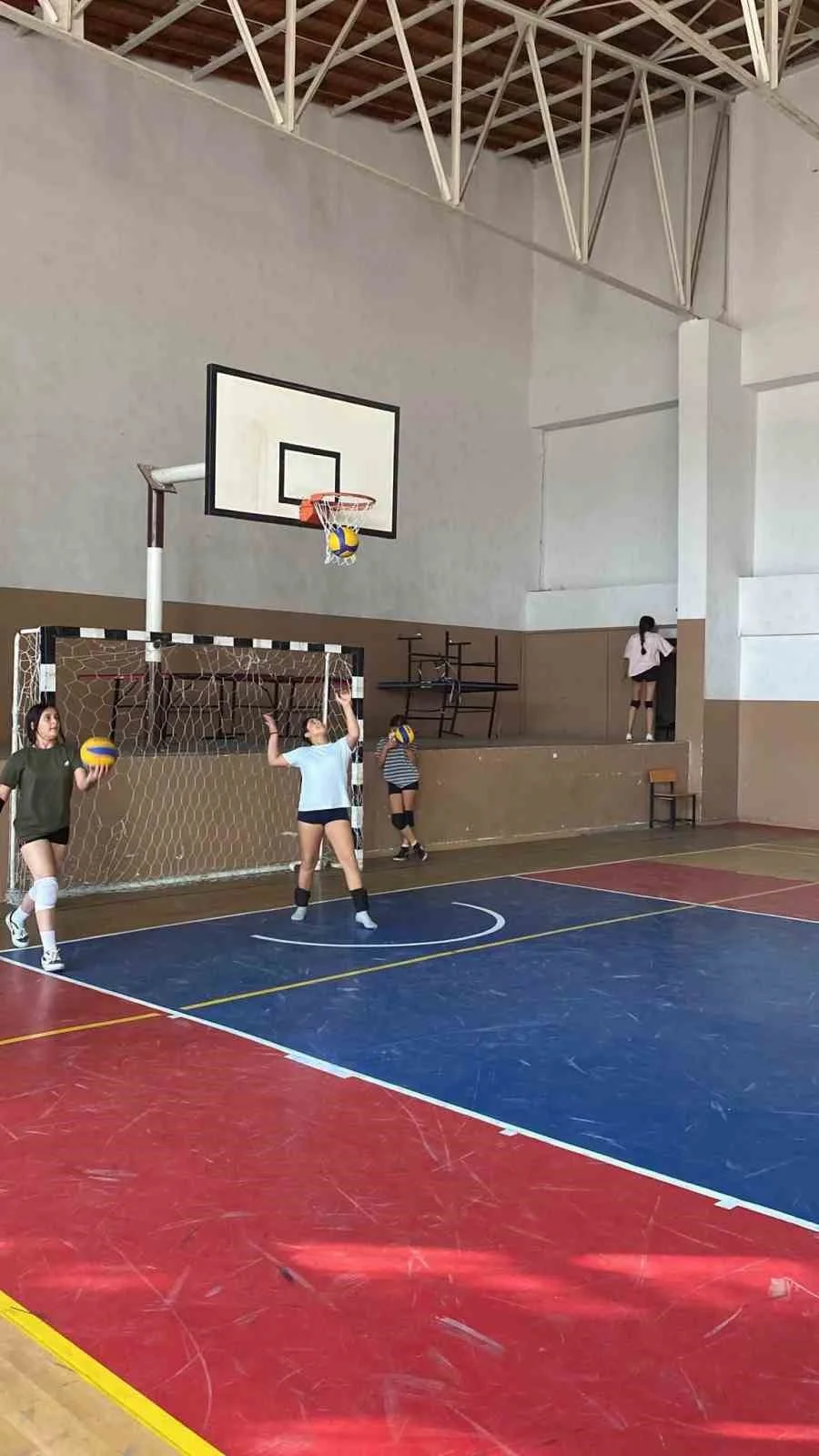 Germencik'te çocukların sporla buluştuğu kış kursları sürüyor 3