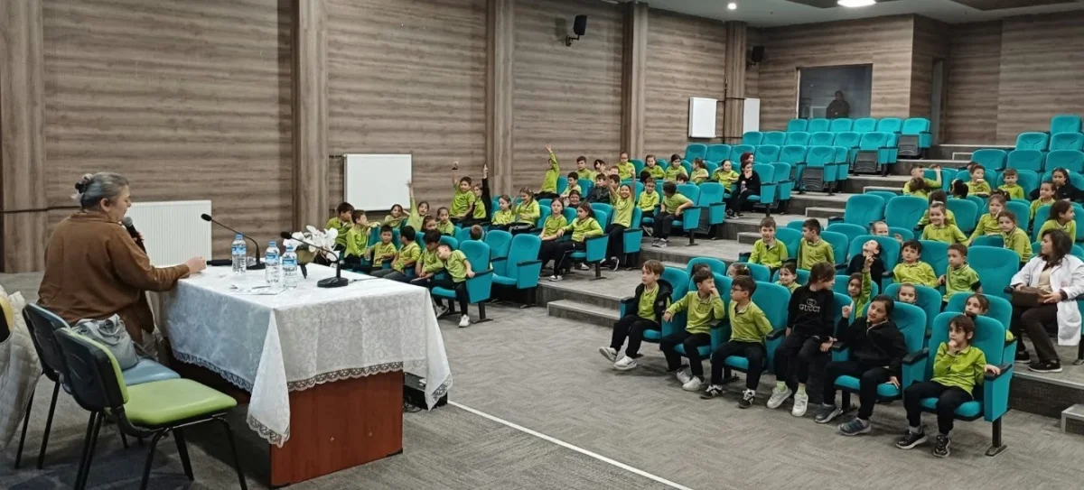 Tavşanlı'da ilkokul öğrencilerine vergi bilinci anlatıldı 1