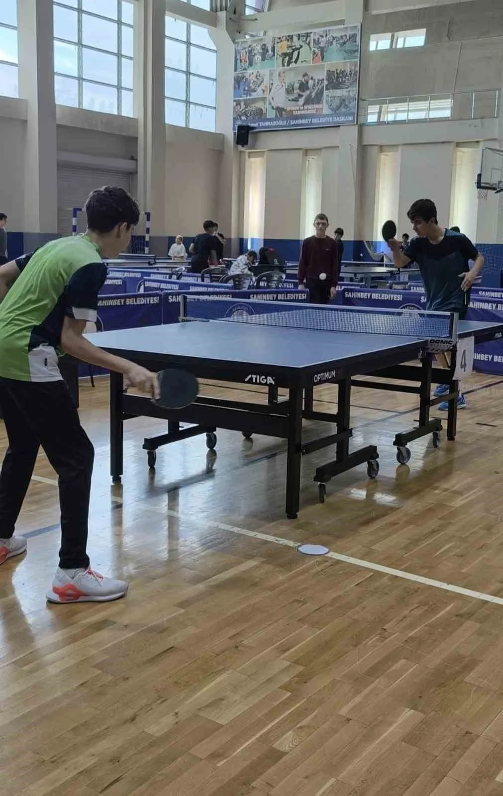 Şahinbey'de 103. yıl coşkusu yüzlerce sporcunun katılımıyla sahalara taşındı 2