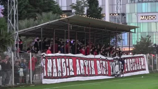 Samsunspor Teknik Direktörü Thorsten Fink, cumartesi günü oynanacak Trabzonspor maçı öncesinde...
