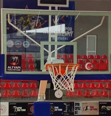 Kayseri Atatürk Spor Salonu yenilenen yüzüyle sporseverleri bekliyor 2