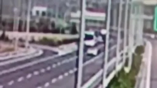 Manisa'da 11 kişinin öldüğü kaza anı kamerada