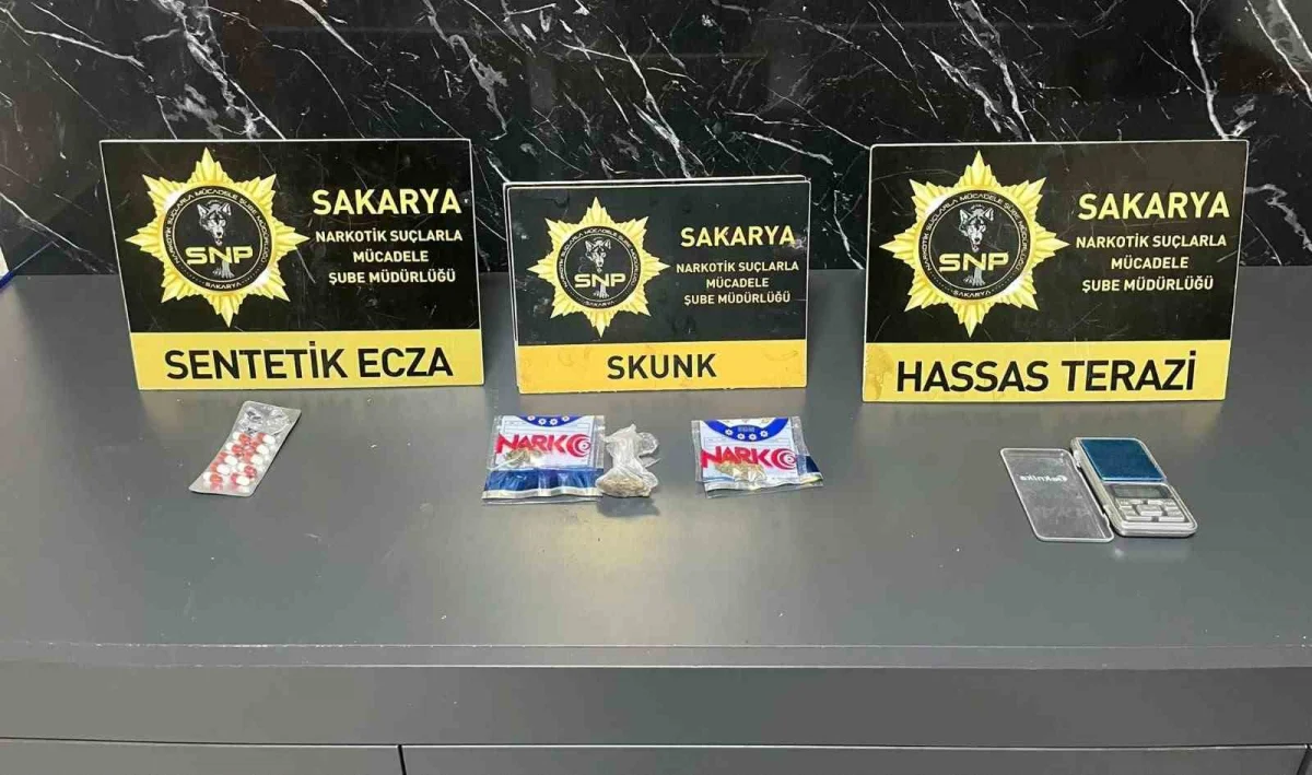 Sakarya'da uyuşturucu operasyonu: 3 şüpheli tutuklandı 3