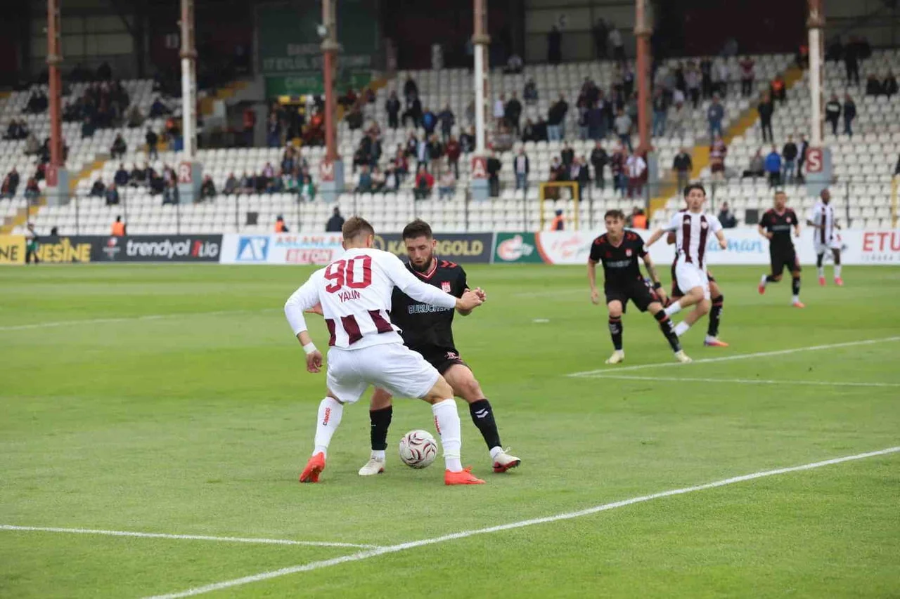 TRENDYOL 1. LİG'İN 10. HAFTASINDA BANDIRMASPOR, KONUK ETTİĞİ SİVASSPOR İLE 1-1 BERABERE...
