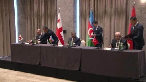 Azerbaycan Savunma Bakanı Zakir Hasanov, Milli Savunma Bakanı Yaşar Güler ve Gürcistan Başbakan...