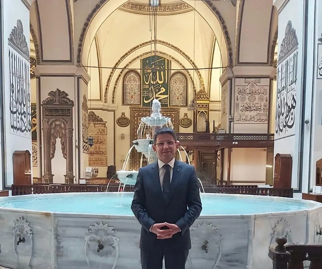 Bursa Ulu Camii için rehberlere çağrı: "Burası hat müzesi değil ibadet mekânı" 5