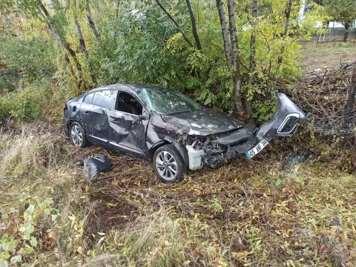 Bingöl-Erzurum karayolunda trafik kazası: 2 yaralı 1