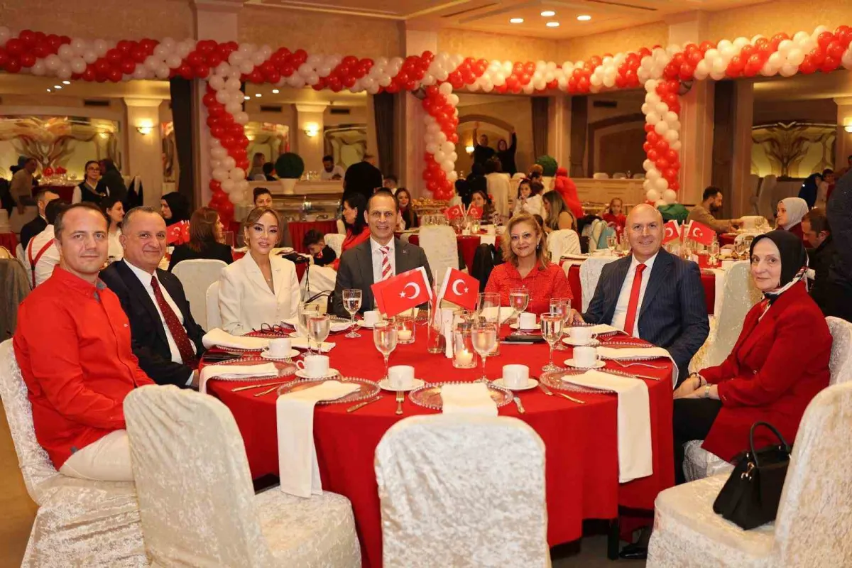 Trabzon'da tüp bebek tedavisi gören aileler Cumhuriyet Bayramı'nda bir araya geldi 2