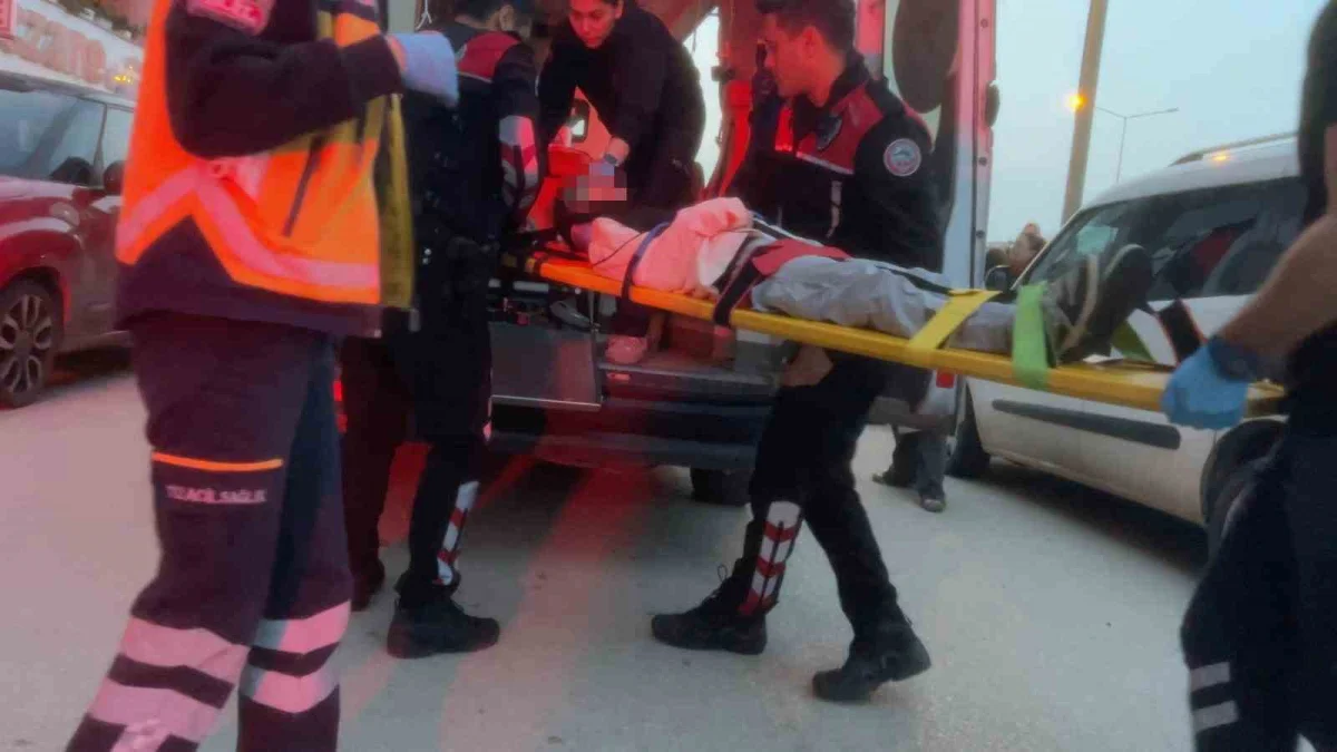 Bursa'da araçların arasından yola fırlayan çocuğa motosiklet çarptı 2