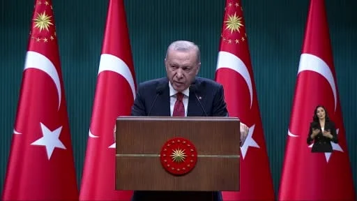 Cumhurbaşkanı Erdoğan: "Fon meselesinin süratle çözümü için yoğun bir gayret içindeyiz"