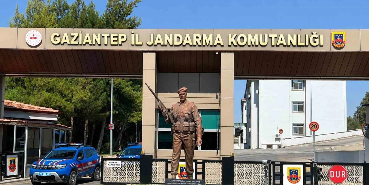 GAZİANTEP'TE JANDARMA EKİPLERİNCE SON BİR AYDA YAPILAN OPERASYONLAR SONUCU YAKALANAN HIRSIZLIK...