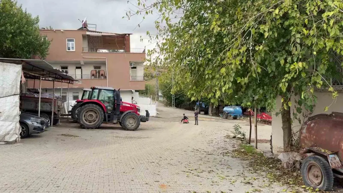Adıyaman'daki Boztepe köyünde 200 kişi bir aydır bir damla suya hasret kaldı 3