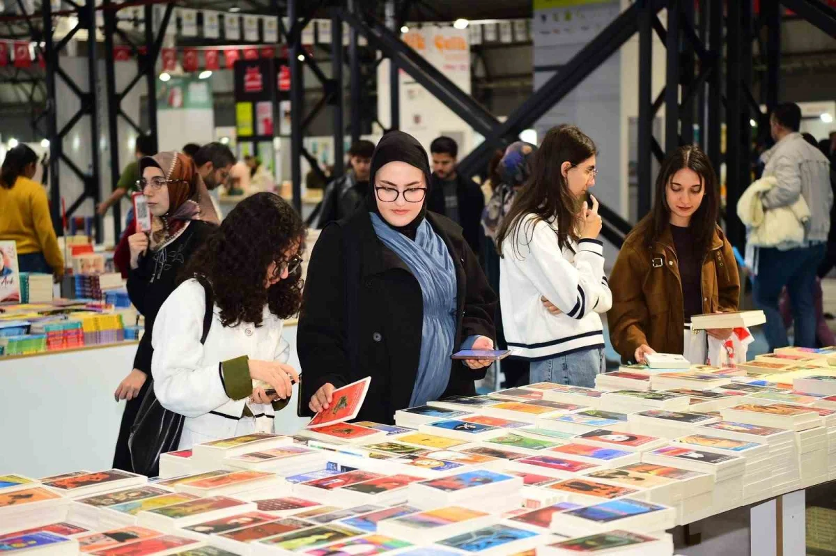 12. Malatya Kitap Fuarı yazarlardan tam not aldı 2