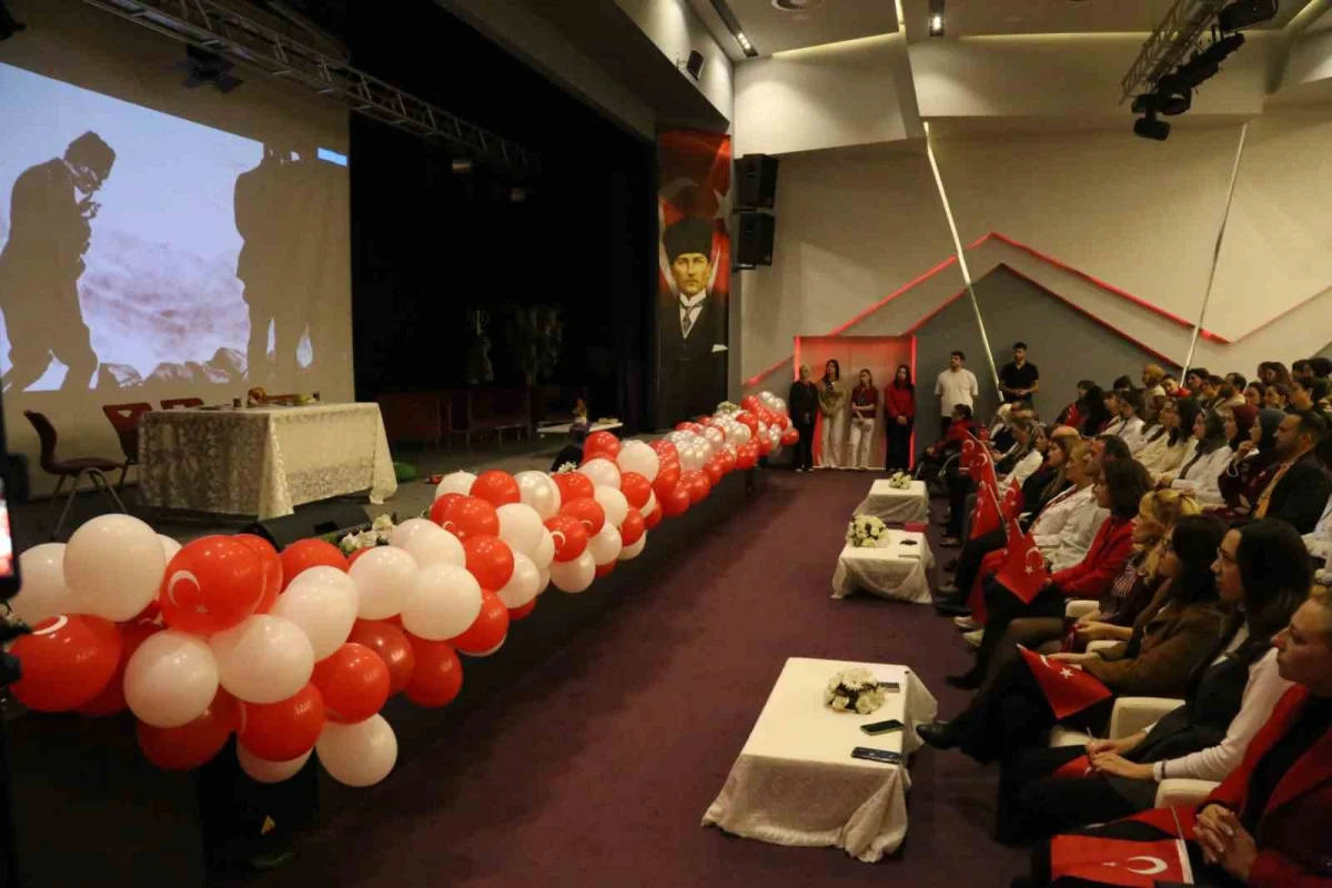 Avrasya Üniversitesi'nde 29 Ekim Cumhuriyet Bayramı kutlaması 3