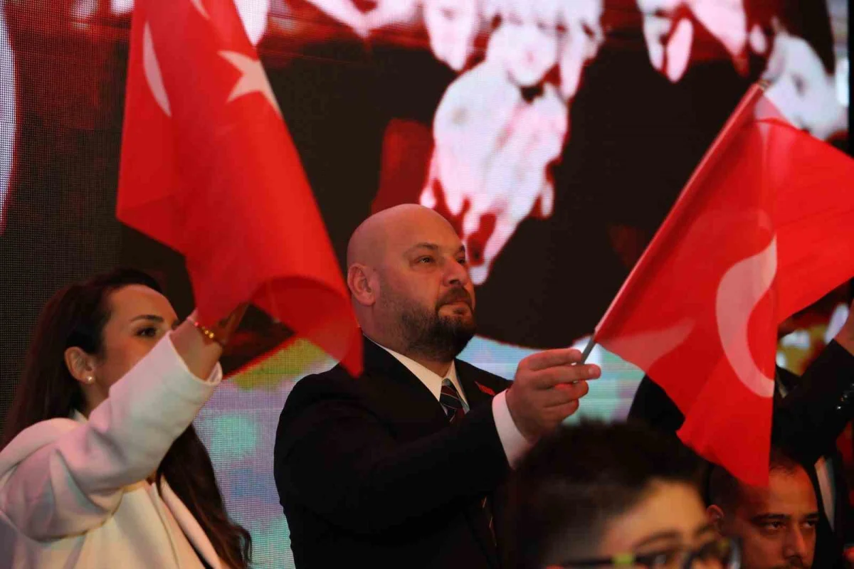 Atakum'da Cumhuriyet'in 103. yılı etkinliklerinde 600 motifli bayrak detayı 3