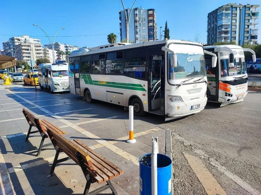 ADANA'DA ŞEHİR İÇİ YOLCU TAŞIMACILIĞI YAPAN DOLMUŞ VE ÖZEL HALK OTOBÜSLERİNİN ÜCRETLERİNE ZAM...