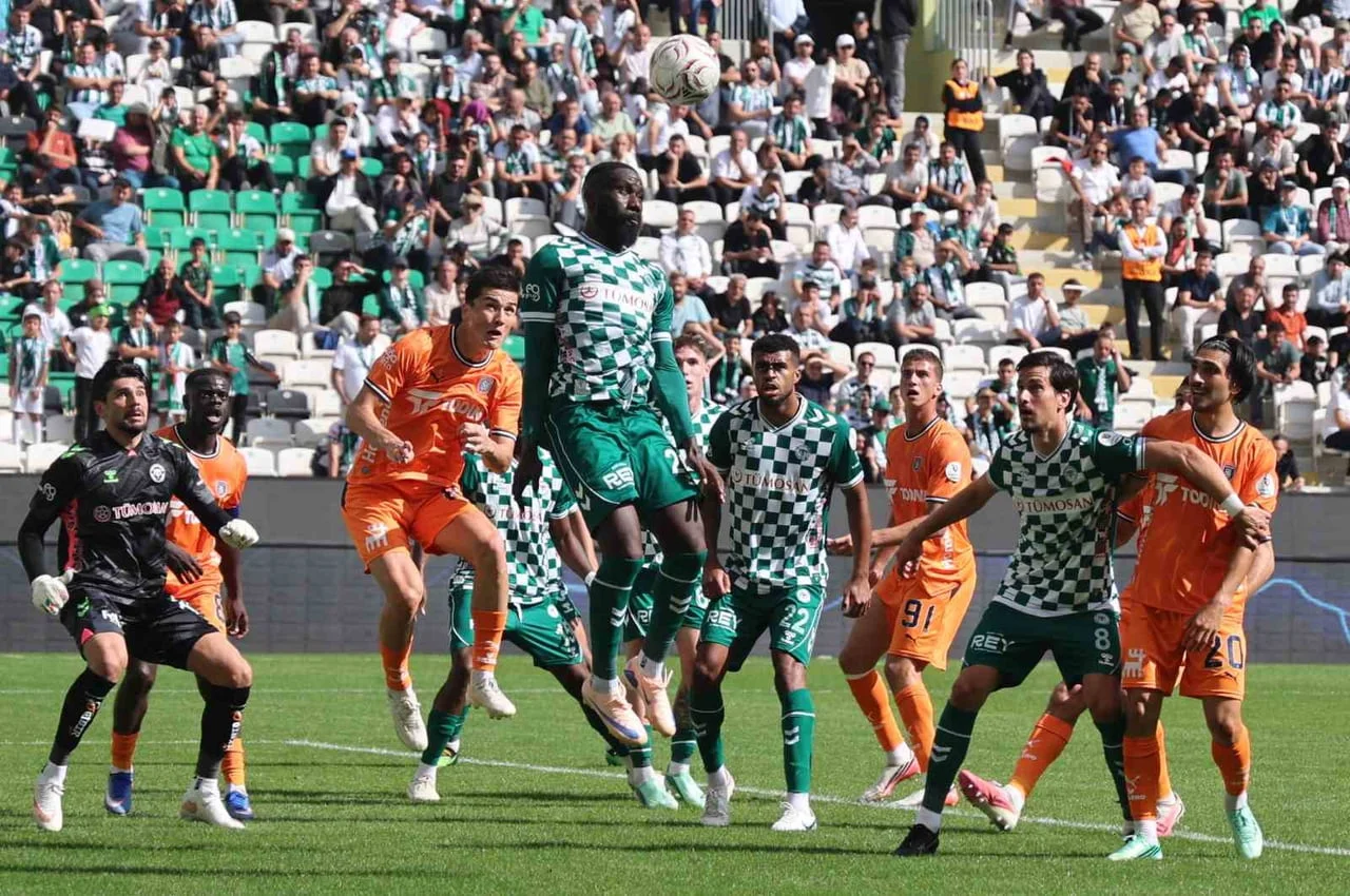 TRENDYOL SÜPER LİG'İN 7. HAFTASINDA KONYASPOR, SAHASINDA BAŞAKŞEHİR İLE KARŞILAŞIYOR. MÜSABAKANIN...