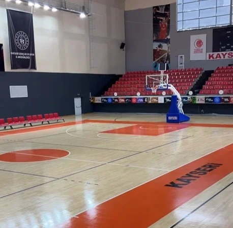Kayseri Atatürk Spor Salonu yenilenen yüzüyle sporseverleri bekliyor 1