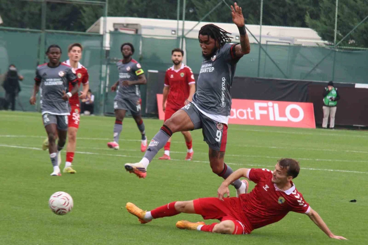 Gaziantep FK, Etimesgut SK deplasmanında 4 golle turladı 3