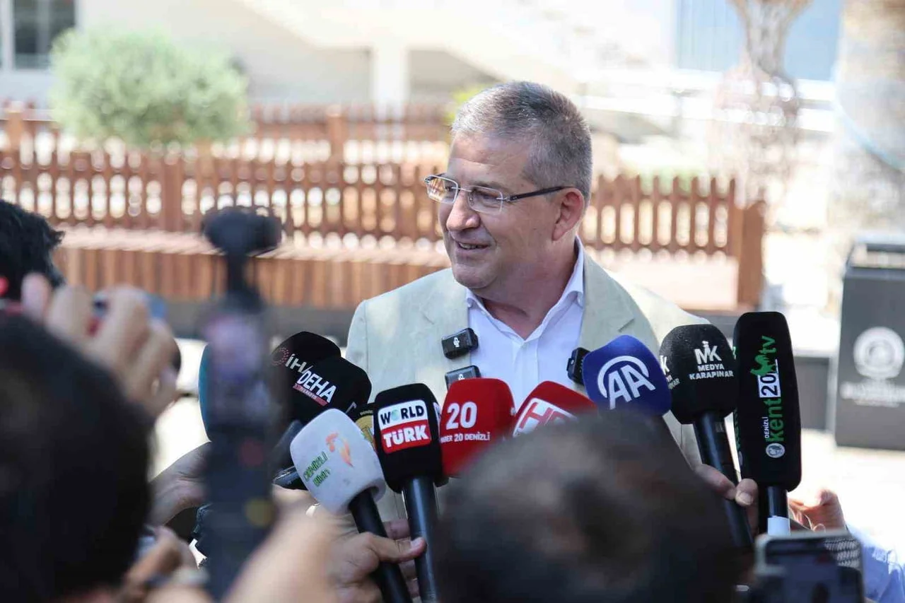 AK PARTİ DENİZLİ İL BAŞKANI MUHAMMET SUBAŞIOĞLU, KENTTE SON DÖNEMDE DEVREYE ALINAN AKTARMA MERKEZİ...