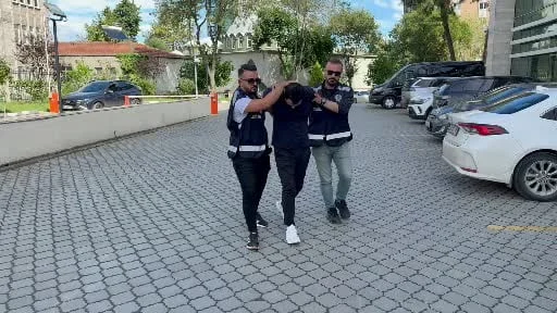 Aranan şahıs saklandığı gardırobun içinde yakalandı