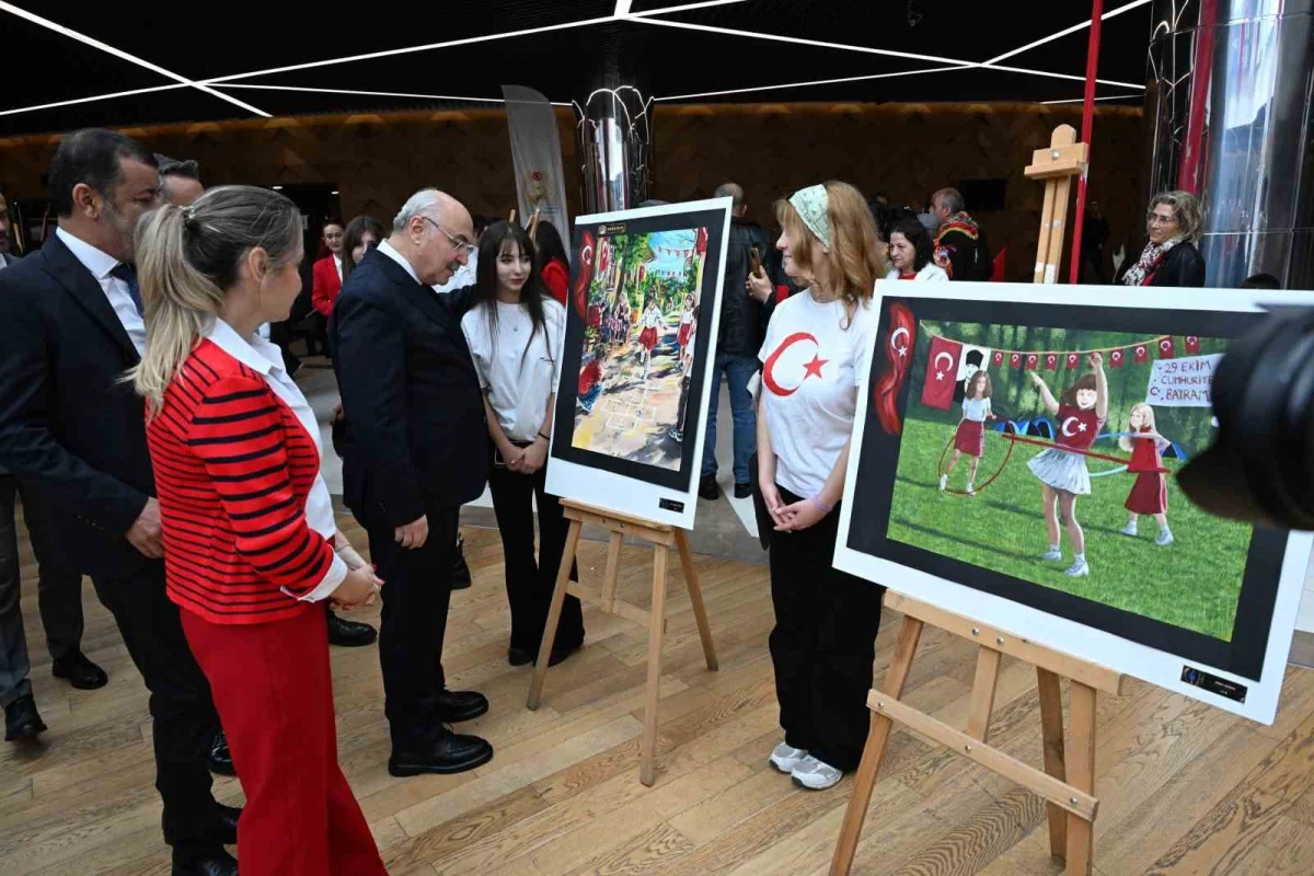 Denizli'de Cumhuriyet'in 103. yıl dönümü kutlamaları kapalı alana taşındı 5