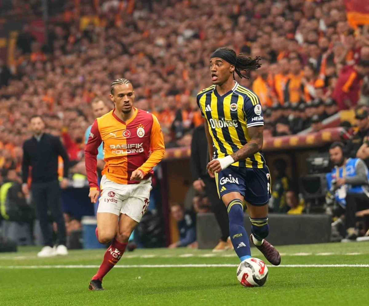 Fenerbahçe, Galatasaray derbisinde seriyi sürdürerek puanları eşitlemek istiyor 3