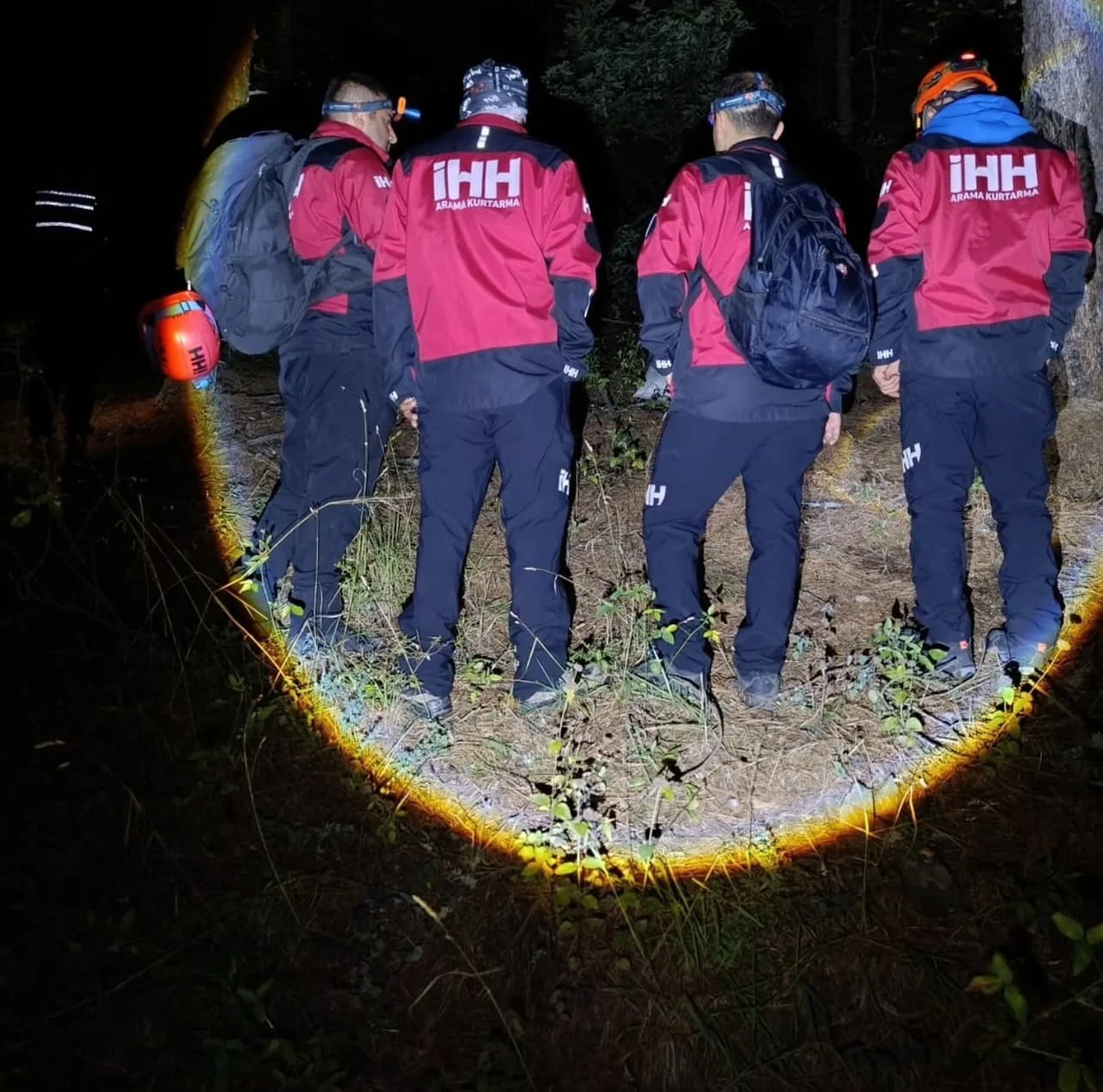 KARABÜK’TE KENDİSİNDEN HABER ALINAMAYAN KAYIP VATANDAŞ ORMANLIK ALANDA ÖLÜ OLARAK BULUNDU.