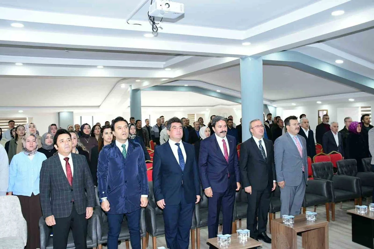 ESKİŞEHİR'DE, DİN ÖĞRETİMİ GENEL MÜDÜRLÜĞÜ TARAFINDAN YÜRÜTÜLEN "ÇEVREME DUYARLIYIM, DEĞERLERİME...