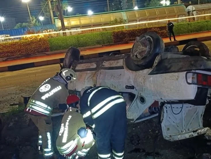 İskenderun'da kontrolden çıkan otomobil takla attı: 3 yaralı 4