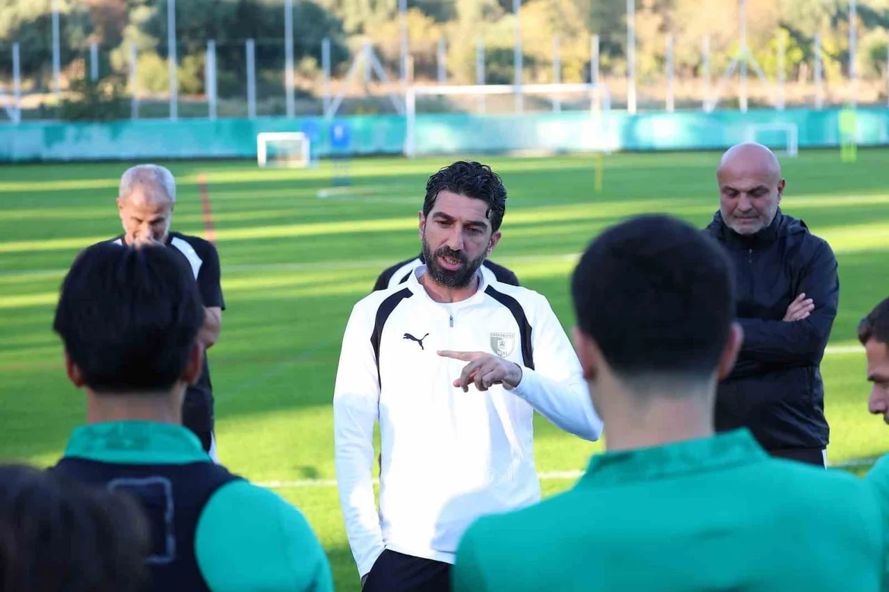 BODRUM FK ANTALYA DEPLASMANINDA GALİBİYET SERİSİNİ 3 MAÇA ÇIKARMAK İSTİYOR