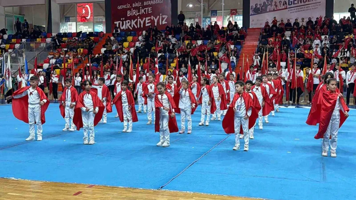 Adıyaman'da Cumhuriyet'in 103. yıl dönümü coşkuyla kutlandı 5