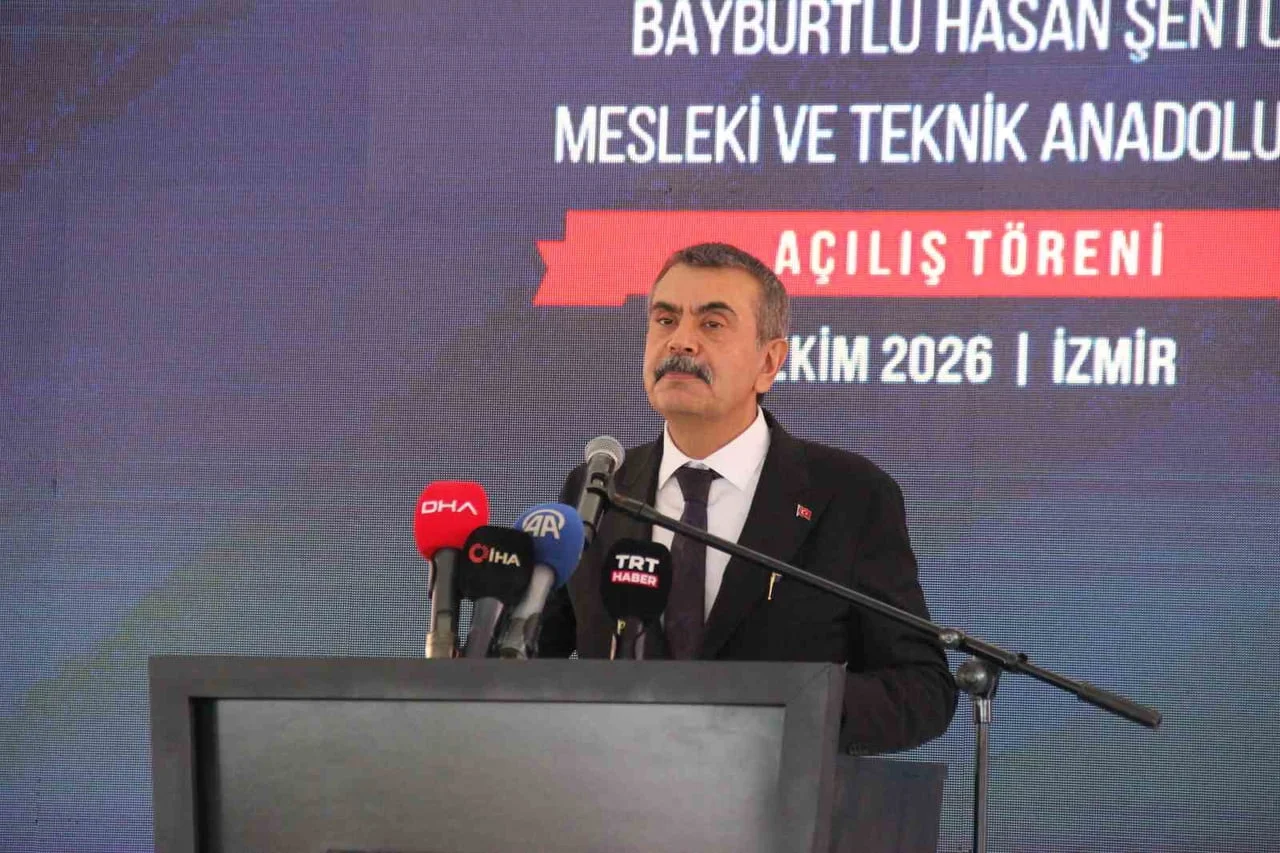 MİLLİ EĞİTİM BAKANI YUSUF TEKİN İZMİR PROGRAMI KAPSAMINDA DİKİLİ'DE BULUNAN BAYBURTLU HASAN...
