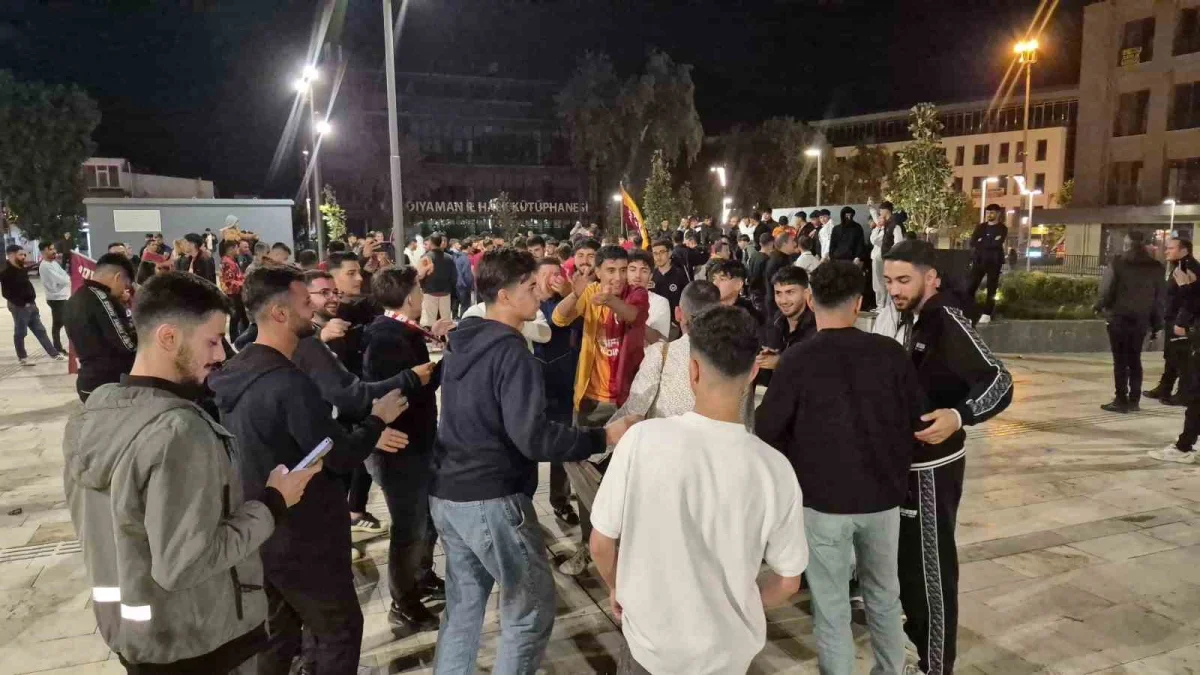 Adıyaman'da Galatasaray taraftarları derbi zaferini kutladı 2