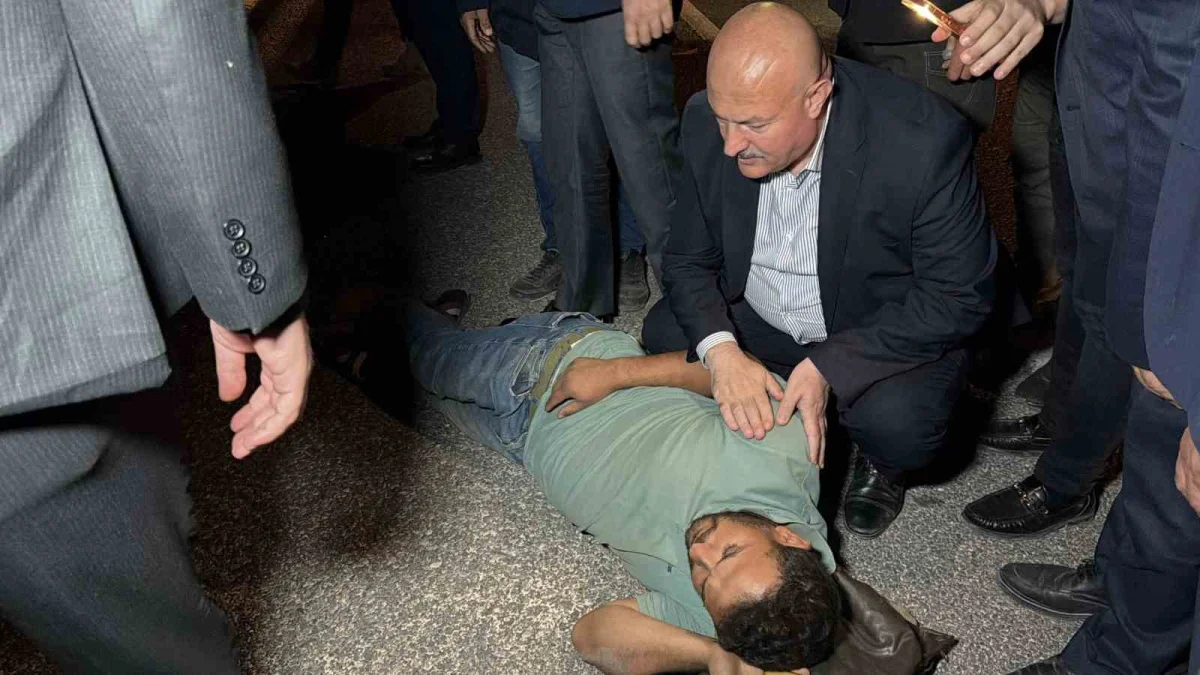 Adıyaman'da kaza yapan yayaya ilk müdahale Vali Küçük ve Milletvekili Şan'dan 2