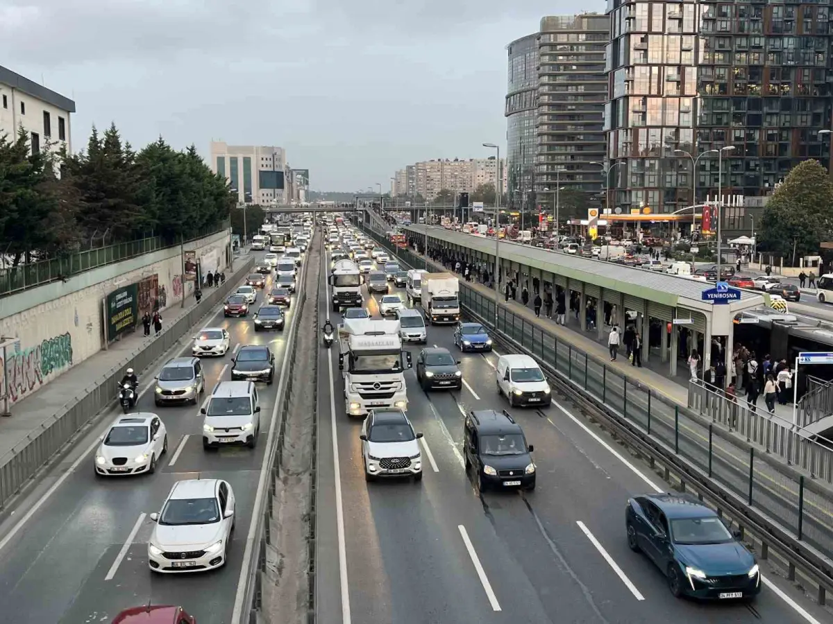 İstanbul'da kritik maçlar öncesi trafik yoğunluğu erken başladı 5