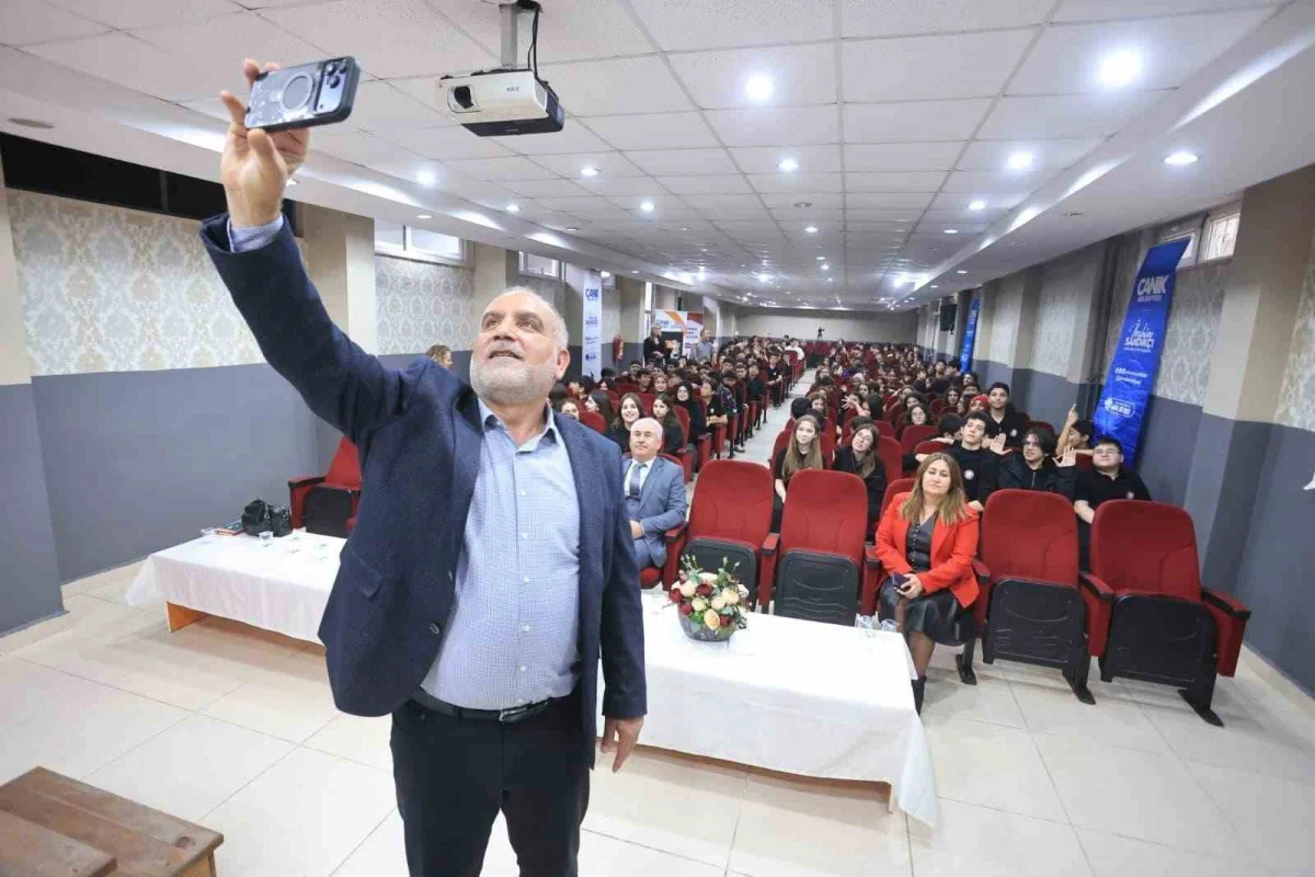 Canikli öğrenciler Cumhuriyet Bayramı kapsamında Çanakkale ve Güneydoğu yolcusu 1