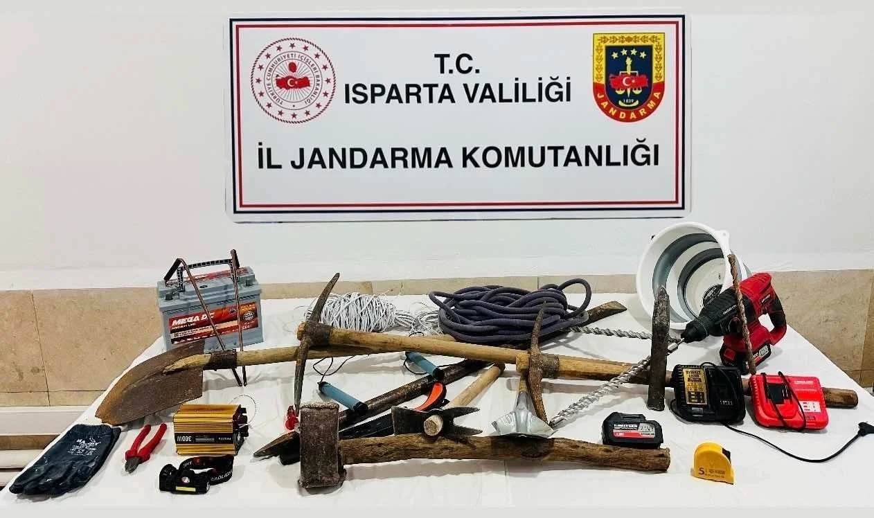 ISPARTA İL JANDARMA KOMUTANLIĞI EKİPLERİNCE SON 3 AYDA DÜZENLENEN 10 OPERASYONDA, 30 SİKKE...