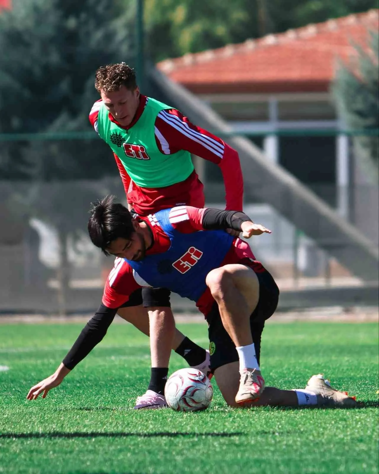 ESKİŞEHİRSPOR, ZİRAAT TÜRKİYE KUPASI 2. ELEME TURU'NDA OYNAYACAĞI 1922 AKŞEHİR SK KARŞILAŞMASININ...