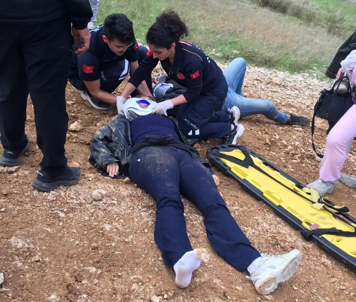 Erdek'te yamaçtan tırmanan ATV devrildi: 2 yaralı 2