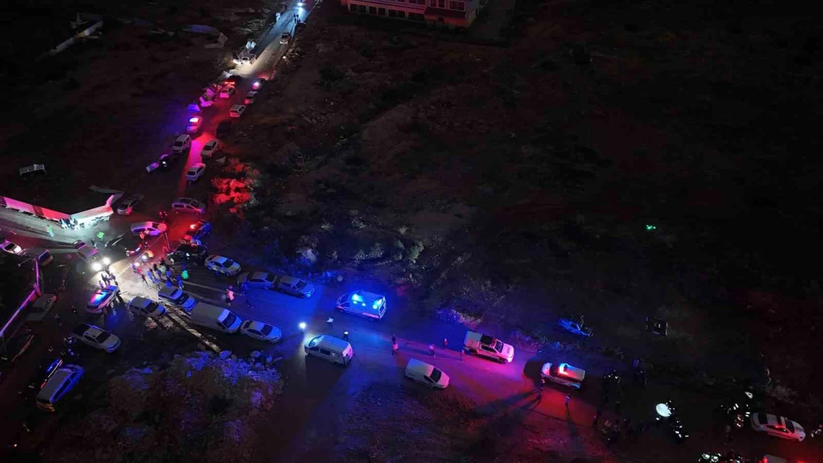 Antalya'da hortumun vurduğu konteynerlerde bilanço netleşti: 4 ölü, 1 yaralı 1