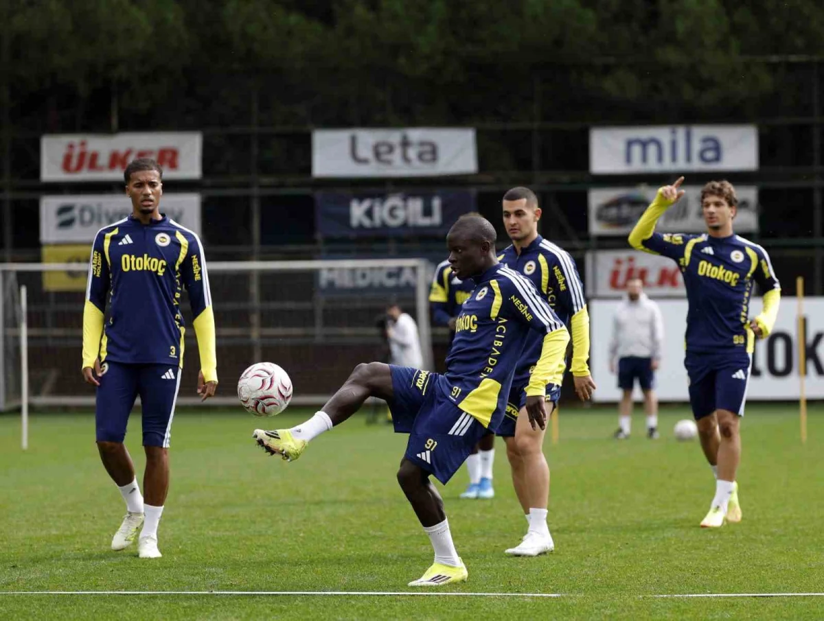 Fenerbahçe'de Galatasaray derbisi hazırlıkları sürüyor 2